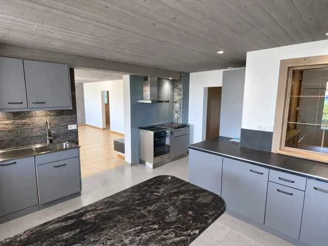 6 Zimmer Einfamilienhaus in Diesse – photo 9 of 20
