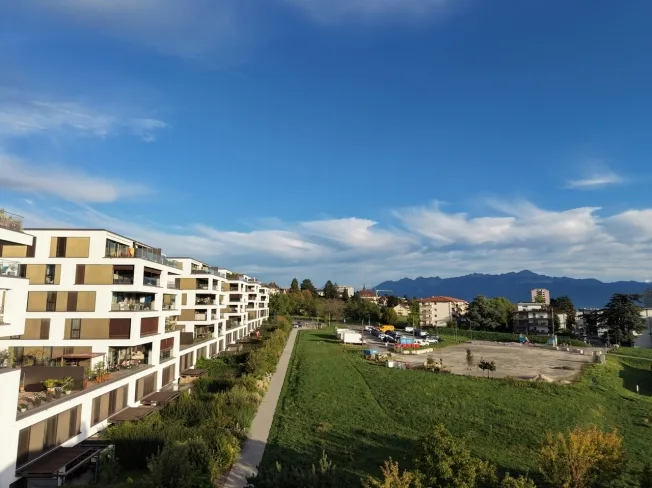 AUX PORTES DE LAUSANNE -- PENTHOUSE D'EXCEPTION -- TERRASSE EN ATTIQUE – photo 9 sur 19