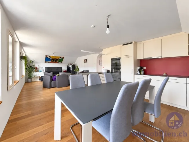 4.5-Zimmer-Wohnung - praktisch - grosszügig - preiswert!