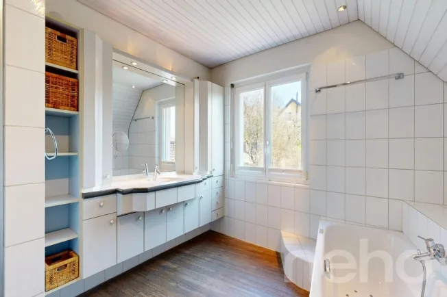 5.5 Zimmer Einfamilienhaus in Nürensdorf – photo 9 of 11