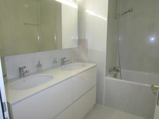 6 Zimmer Wohnung in Genève – foto 9 di 12