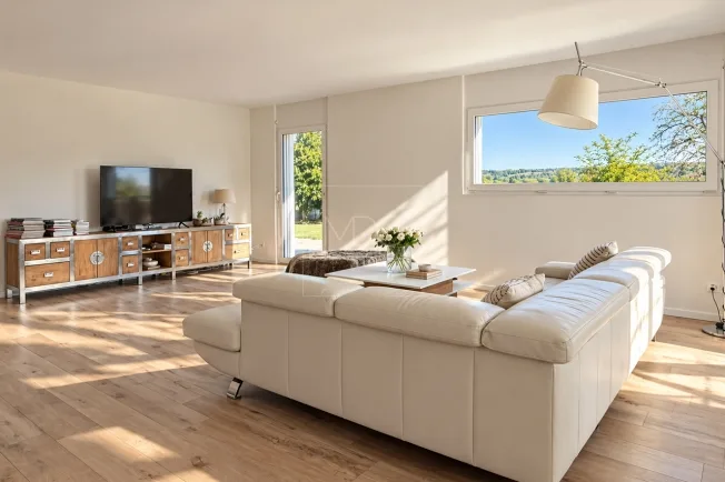 5.5 Zimmer Einfamilienhaus in Villeneuve FR – Foto 3 von 16
