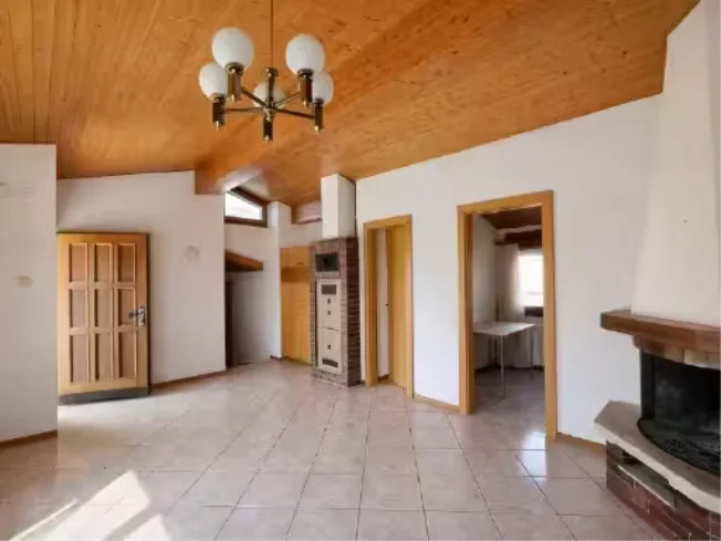 6.5 Zimmer Einfamilienhaus in Arosio – Foto 6 von 8
