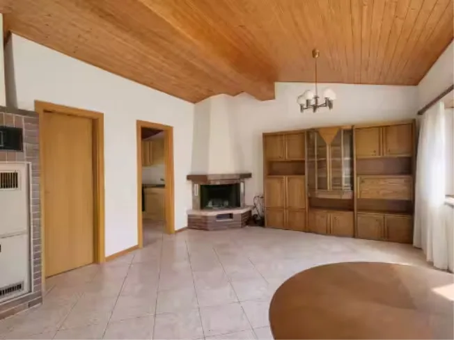 6.5 Zimmer Einfamilienhaus in Arosio – Foto 3 von 8