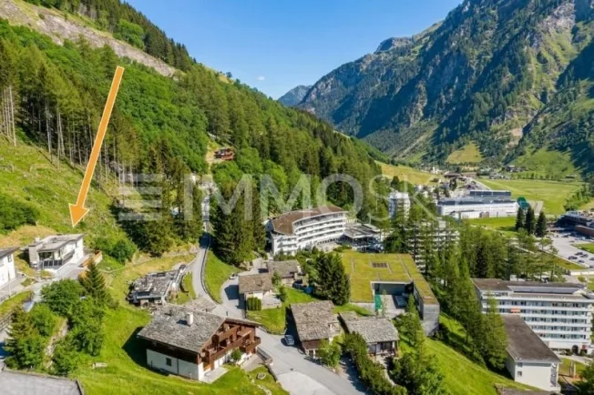 3.5 Zimmer Einfamilienhaus in Vals – Foto 2 von 8