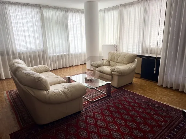2.5 Zimmer Etagenwohnung in Lugano – Foto 3 von 6