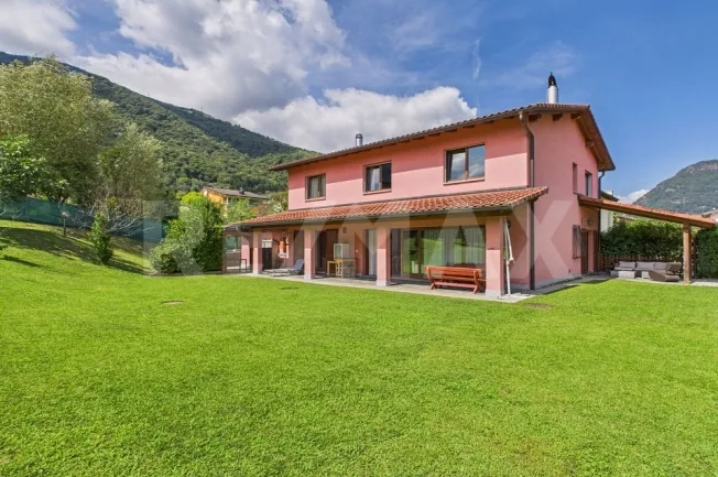 10 Zimmer Einfamilienhaus in Taverne – Foto 2 von 14