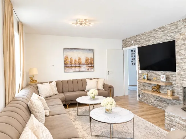6 Zimmer Einfamilienhaus in Bretigny-sur-Morrens – foto 3 di 10