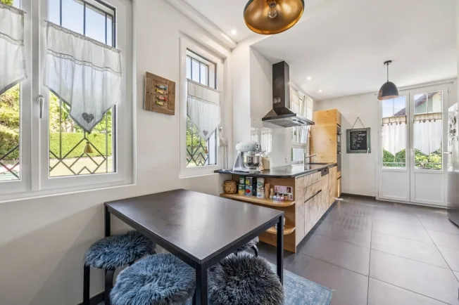 13 Zimmer Villa in La Tour-de-Peilz – Foto 5 von 13