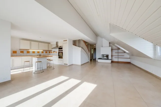 Lumineux duplex 5,5 pièces avec balcon – photo 10 sur 26