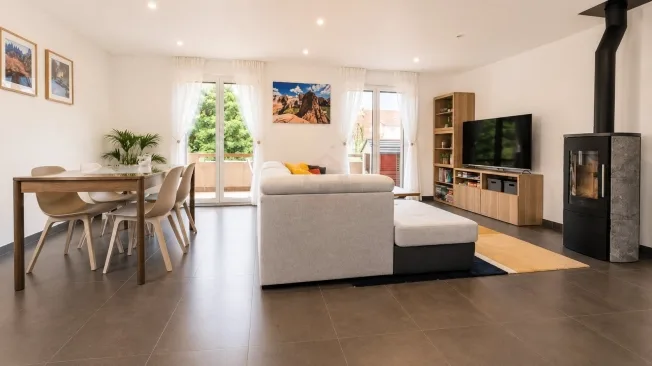 Duplex di 4,5 locali – Eleganza, luce e qualità della vita – foto 1 di 14