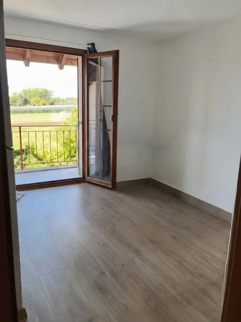 5.5 Zimmer Villa in Vinzel – foto 5 di 6