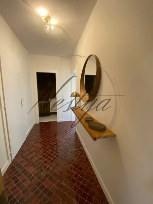 2 Zimmer möbl. Wohnobjekt in Genève – photo 8 of 10
