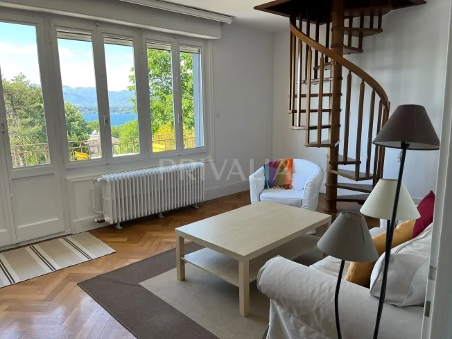 Beau duplex meublé avec accès et vue panoramique sur le lac – foto 2 di 8