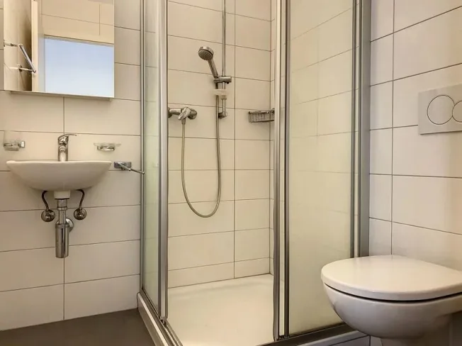 1 Zimmer Wohnung in Fully | UrbanHome