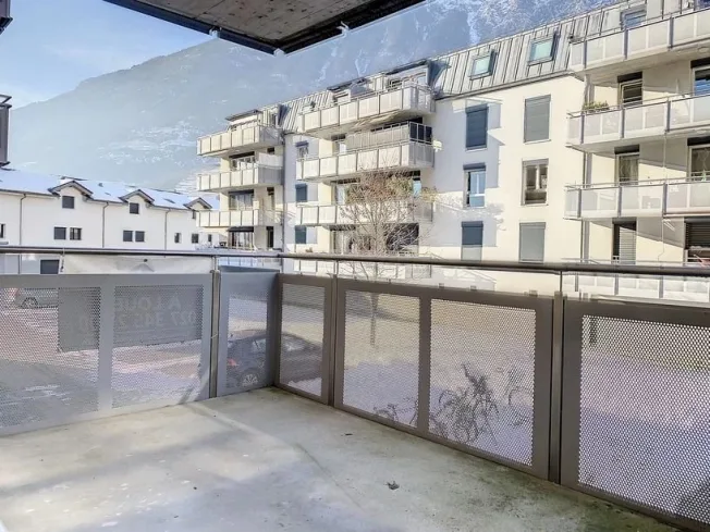 1 Zimmer Wohnung in Fully | UrbanHome