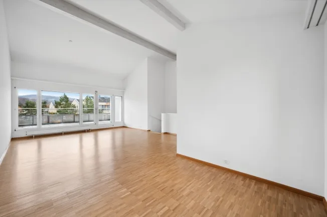 4.5 Zimmer Maisonette in Aesch BL – Foto 4 von 8