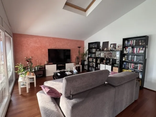 4.5 Zimmer Attikawohnung in Camorino – Foto 2 von 6