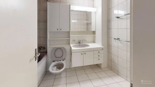Helle 3-Zimmer-Wohnung im 2. OG ruhig wohnen in Uetikon am See | BEFRISTET – Foto 5 von 13