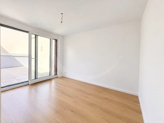 Exclusivité ? Appartement de 4 pièces et ses 64 m² de terrasses ? Nations - Servette – photo 4 sur 7