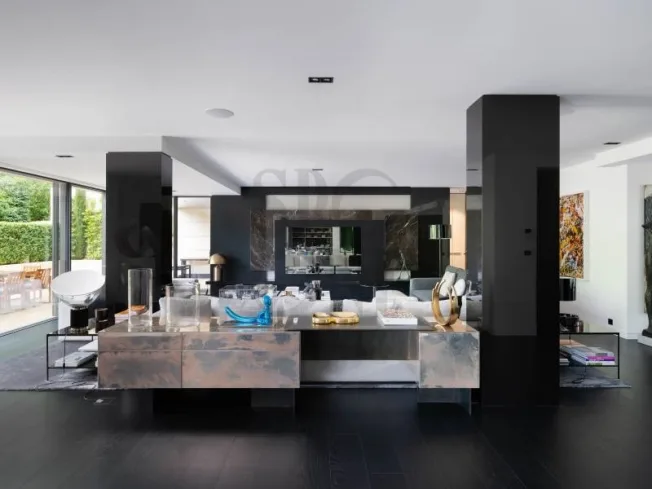 8 Zimmer Wohnung in Vandoeuvres – Foto 2 von 12