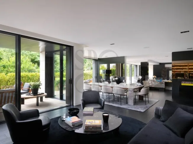 8 Zimmer Wohnung in Vandoeuvres – Foto 3 von 12