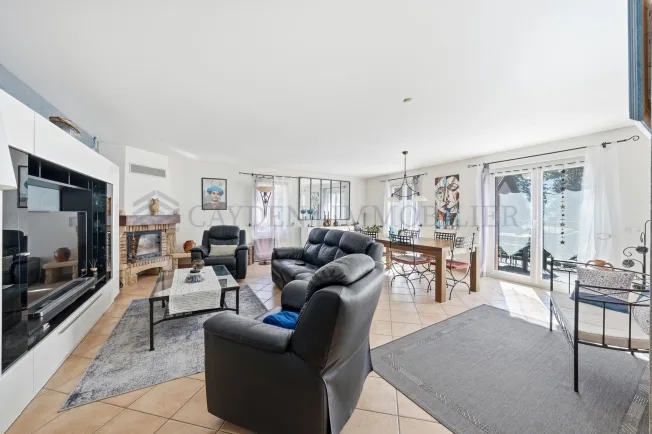6.5 Zimmer Einfamilienhaus in Begnins – foto 2 di 20