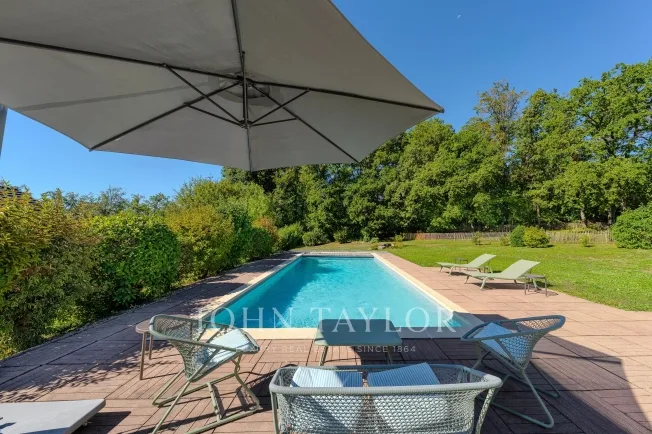 7.5 Zimmer Villa in Givrins – Foto 3 von 16