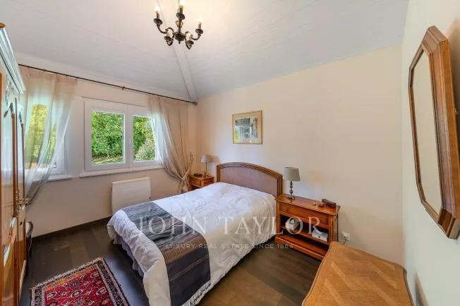 7.5 Zimmer Villa in Givrins – Foto 11 von 16