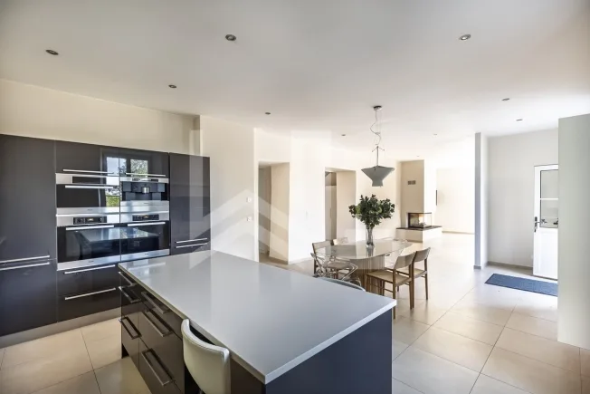 7 Zimmer Einfamilienhaus in Chéserex – Foto 8 von 16