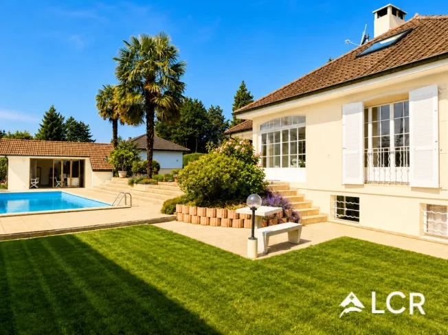 Magnifique maison familiale 8,5p / Jardin avec piscine et appartement indépendant – photo 10 of 14