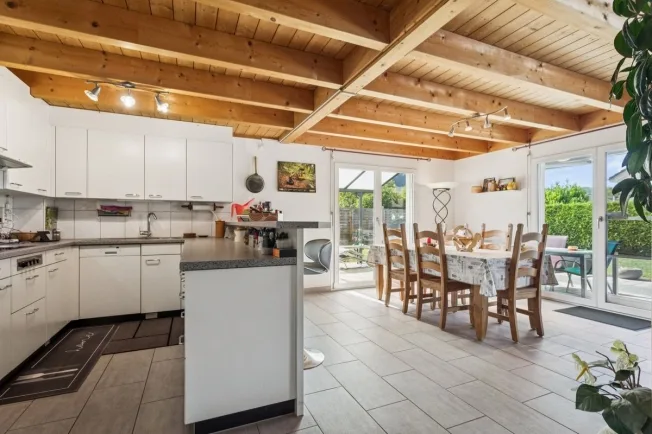 5.5 Zimmer Einfamilienhaus in Cheyres – Foto 3 von 11