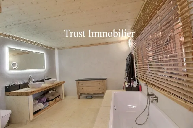 A rare property in Val d'Entremont – photo 7 of 15