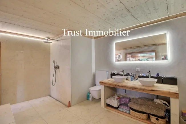 A rare property in Val d'Entremont – photo 8 of 15