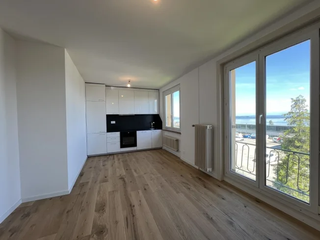 Helles Apartment mit Blick auf den See und die Alpen – Foto 12 von 14