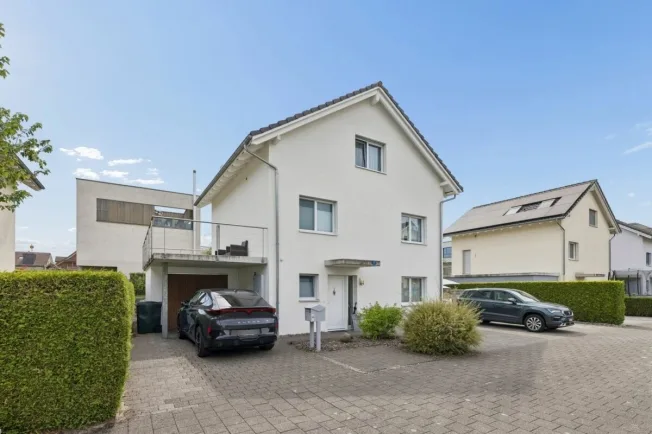 6 Zimmer Einfamilienhaus in Inwil – Foto 2 von 20