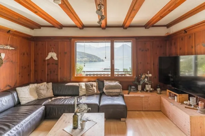 5.5 Zimmer Einfamilienhaus in Vitznau – Foto 4 von 8