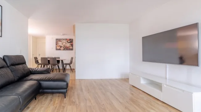 4.5 Zimmer Wohnung in Oberarth – Foto 3 von 9