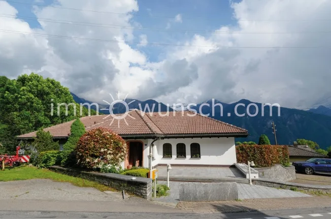 7 Zimmer Einfamilienhaus in Castaneda – Foto 3 von 13