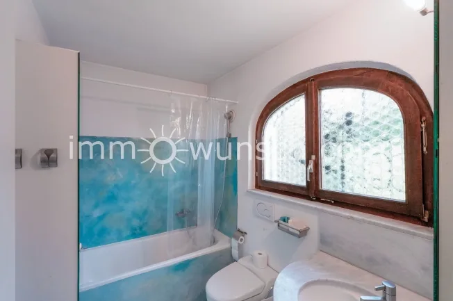 5.5 Zimmer Einfamilienhaus in Agarone – Foto 9 von 13