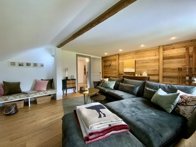 3.5 Zimmer Wohnung in Surcasti – photo 3 sur 10
