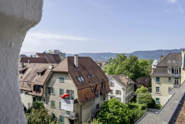10 Zimmer Einfamilienhaus in Zürich – Foto 12 von 13