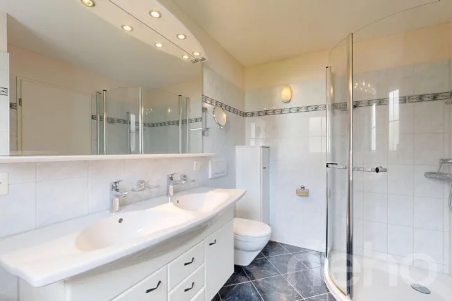 6.5 Zimmer Einfamilienhaus in Otelfingen – Foto 7 von 12