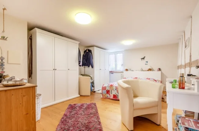 9.5 Zimmer Bauernhaus in Oerlingen – Foto 7 von 19