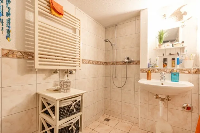 9.5 Zimmer Bauernhaus in Oerlingen – Foto 6 von 19