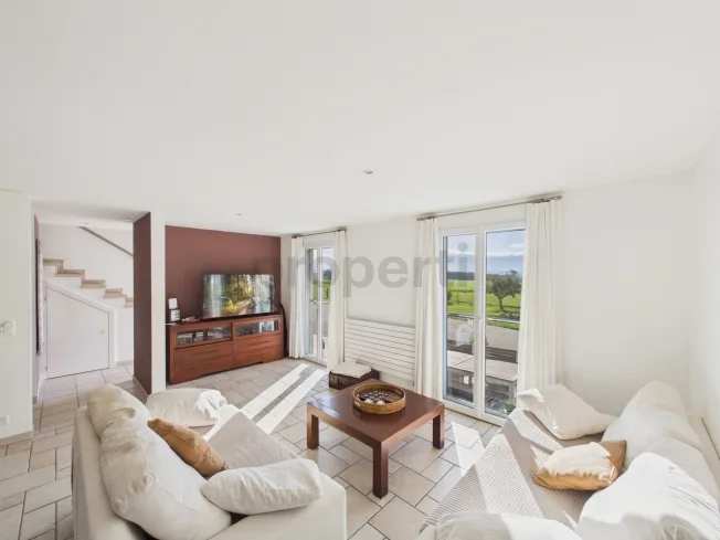 Une propriété de caractère offrant volumes, potentiel et multiples possibilités – Foto 8 von 26