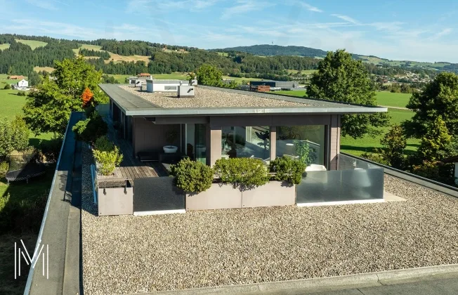 EXCEPTIONAL 7.5-ROOM DUPLEX PENTHOUSE - Between heaven and earth? 360° panoramic view in the heart of Bulle – photo 10 of 33