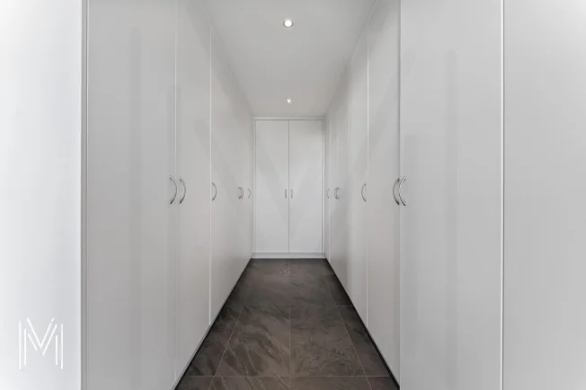 EXCEPTIONAL 7.5-ROOM DUPLEX PENTHOUSE - Between heaven and earth? 360° panoramic view in the heart of Bulle – photo 12 of 33