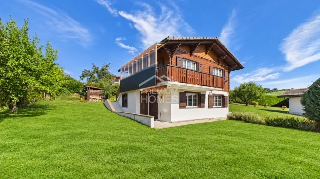 5.5 Zimmer Einfamilienhaus in Plasselb – Foto 2 von 22