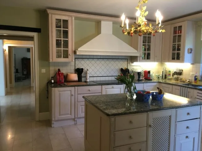 Property 11 rooms in Bassins – photo 33 of 33